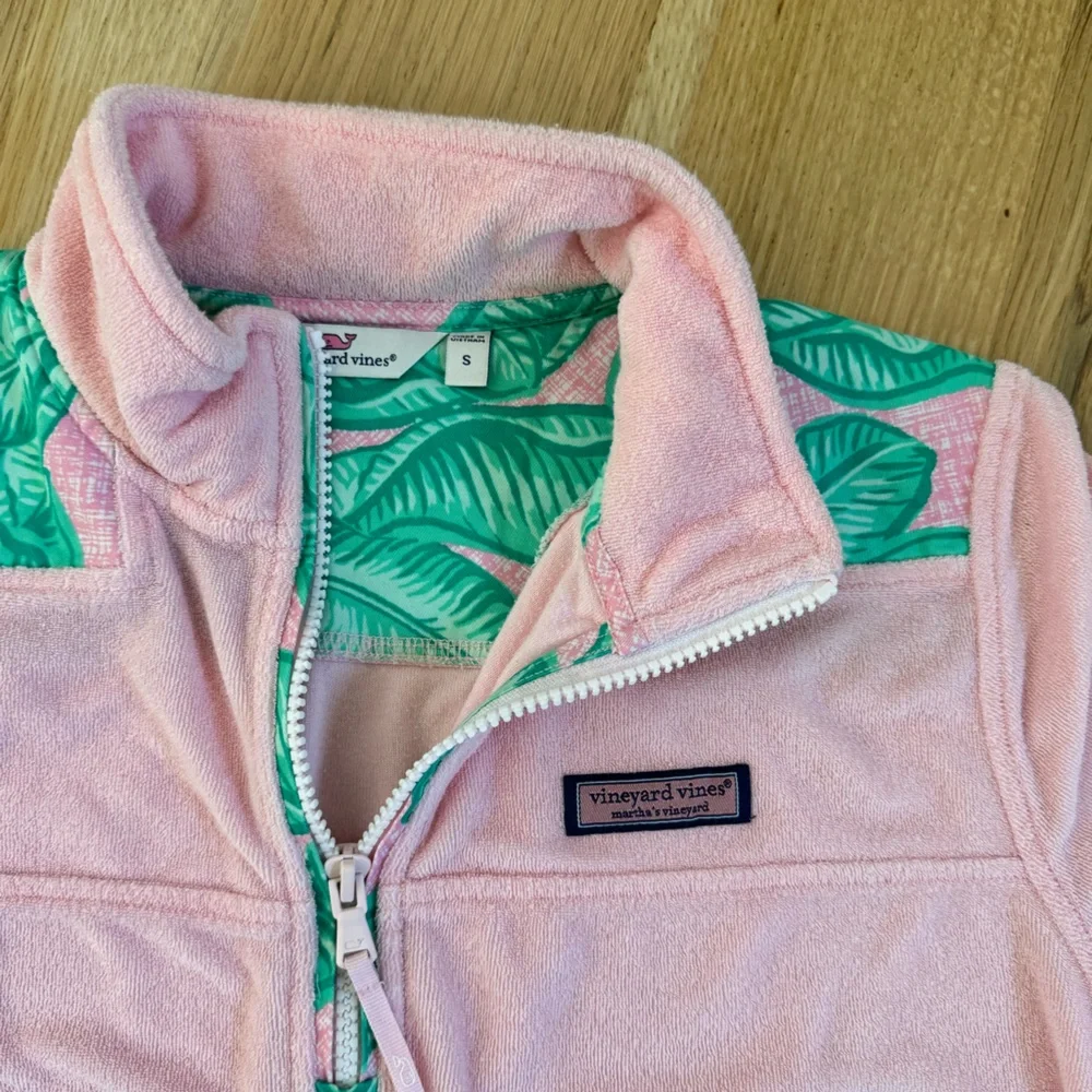 Vineyard Vines Banana Leaf Terry Relaxed Shep Shirt Pink Green Small - Picture 3 of 7